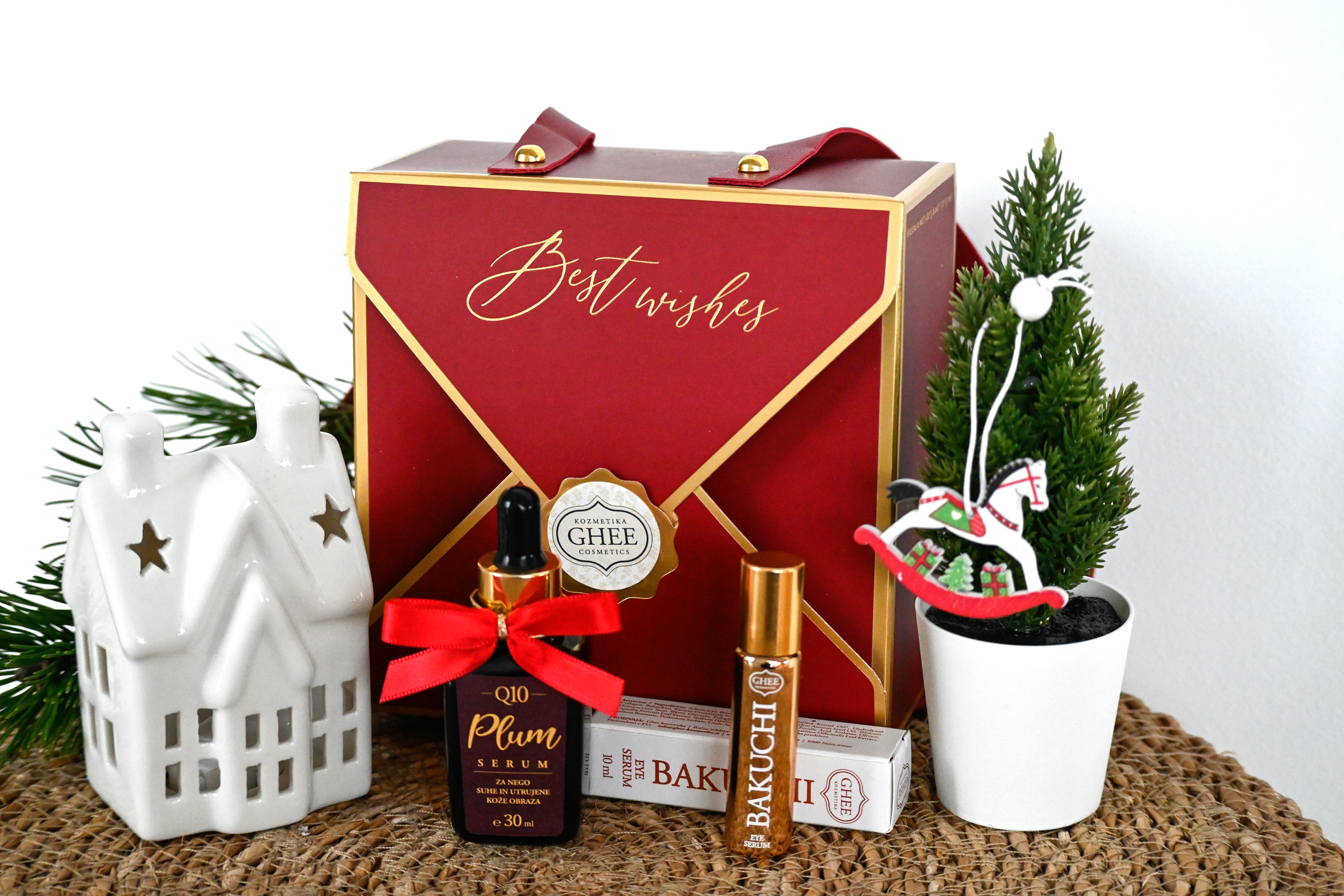 Praznični paket PLUM praznicni_paket_plum